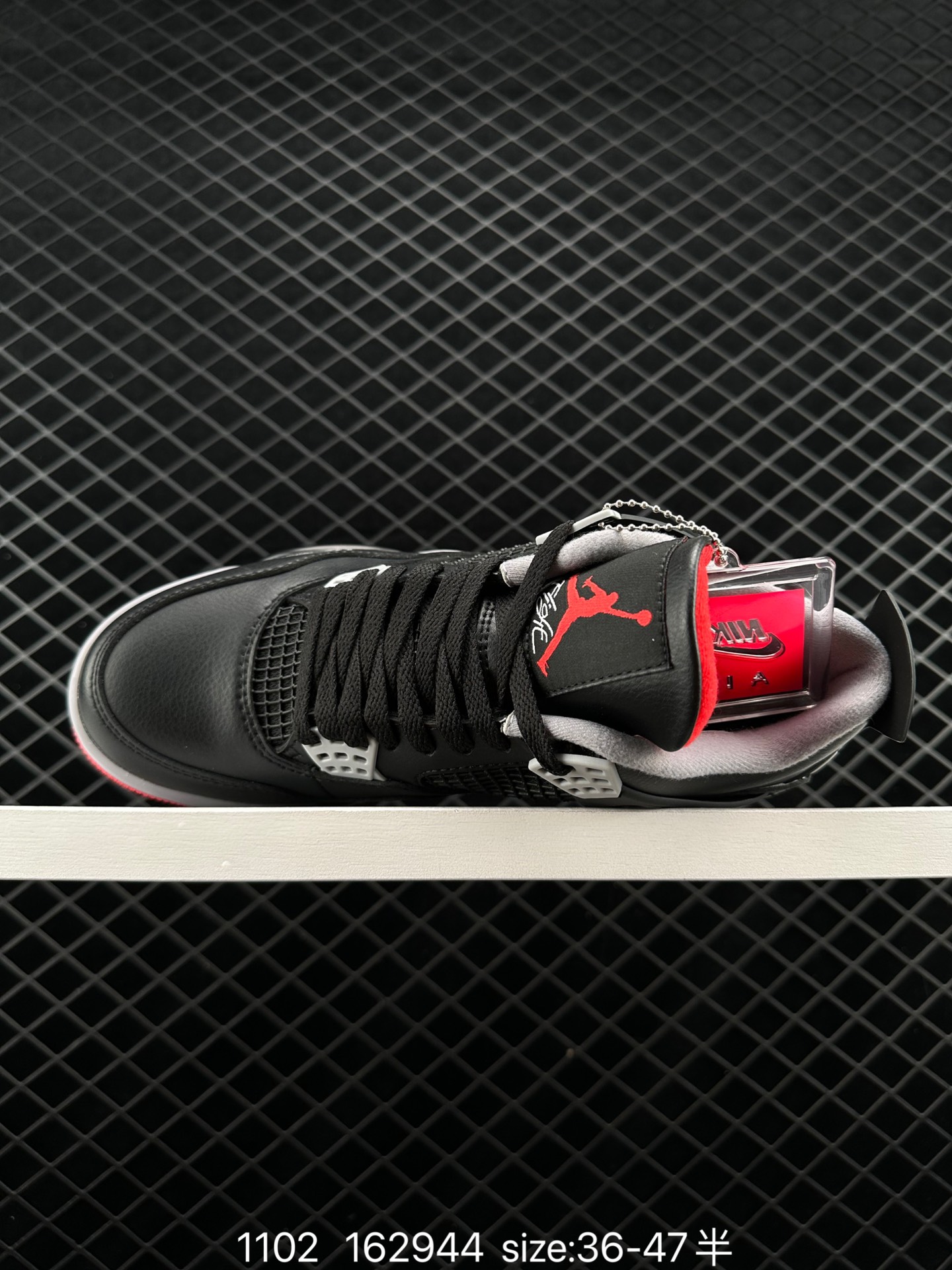 Air Jordan 4 Retro ”Bred Reimagined“